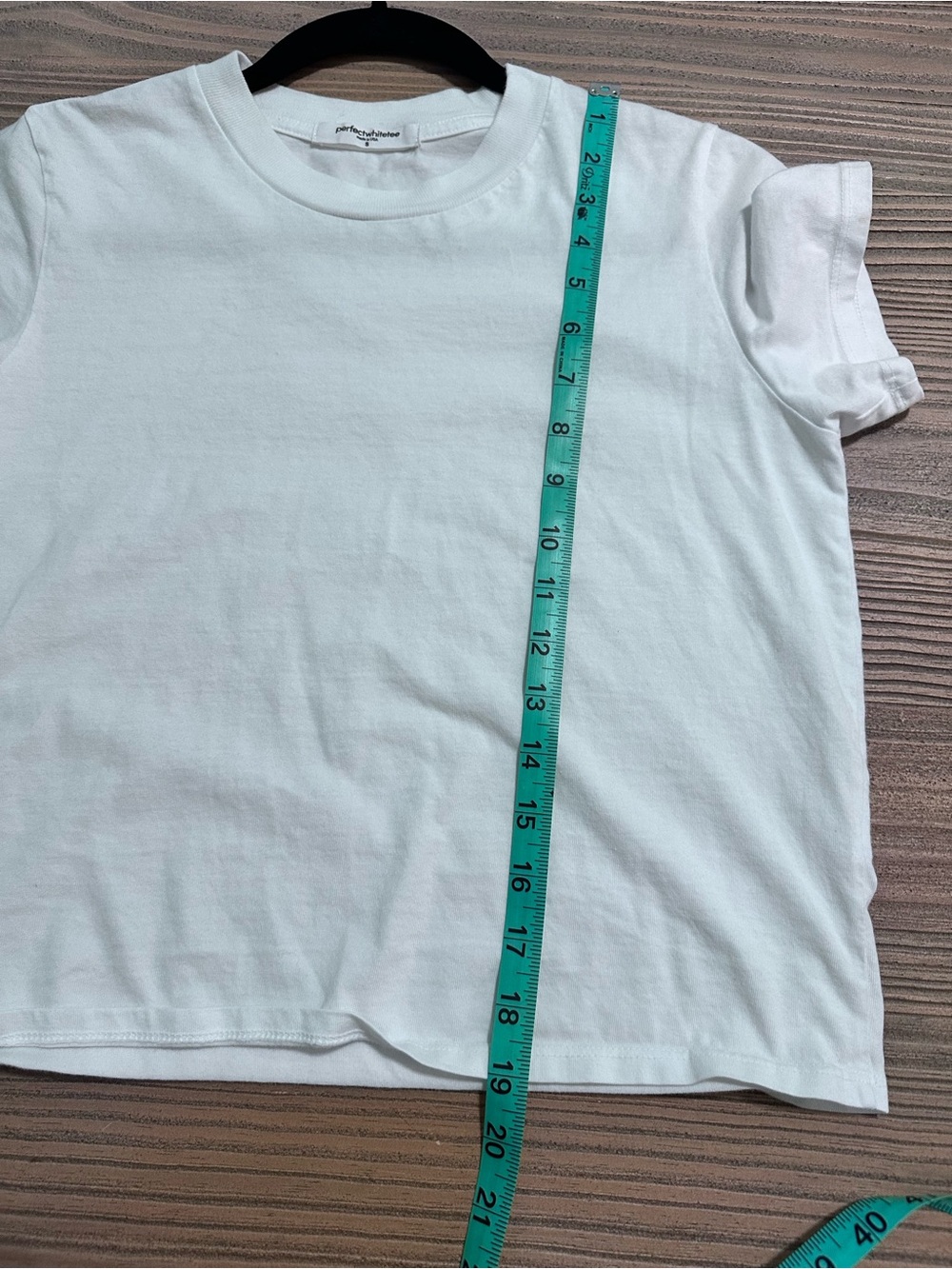 Perfectwhitetee White Supima Cotton Crop Tee Size Small - Picture 4 of 6